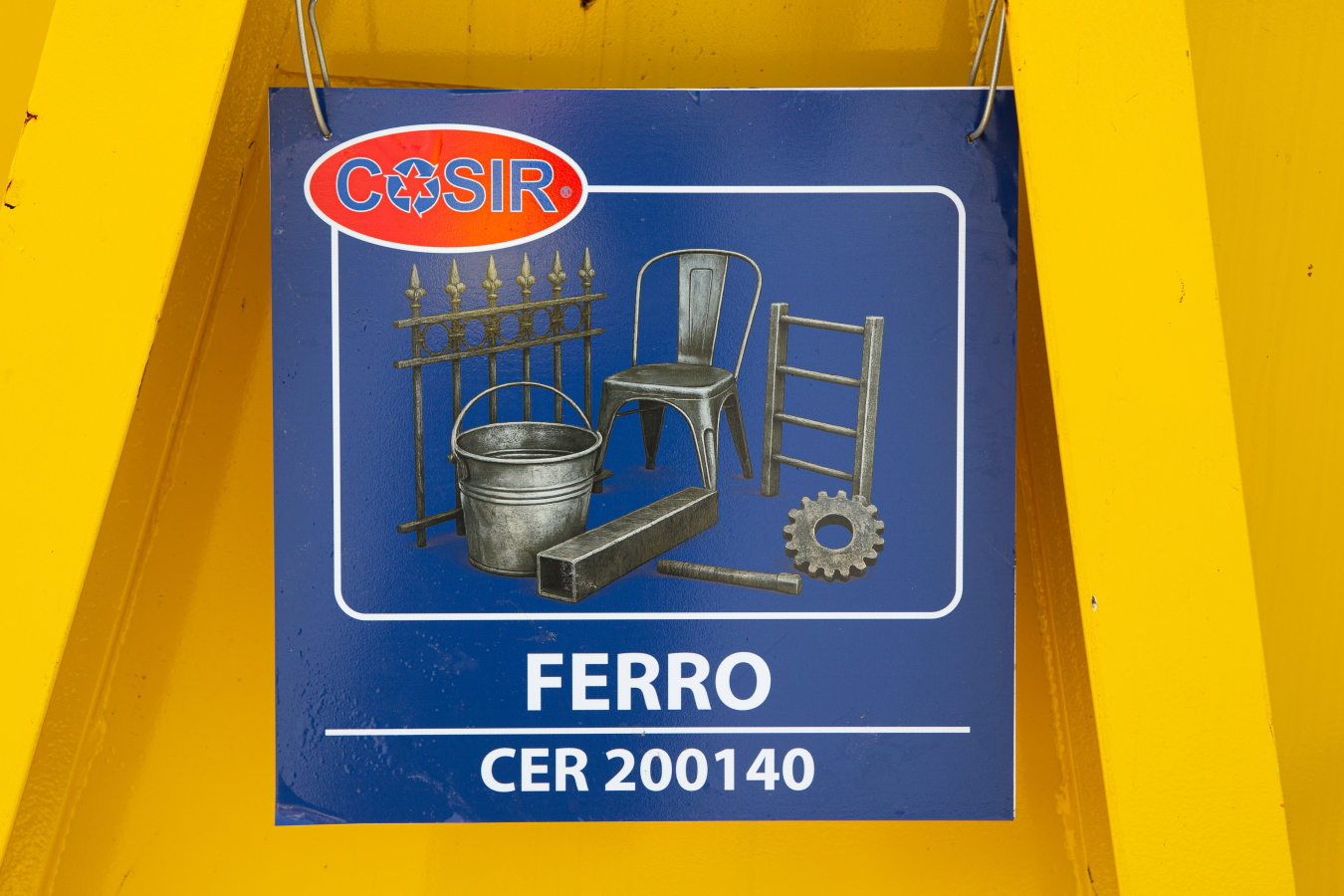 Cartello ferro cassa in Ecocentro Cartello ferro cassa in Ecocentro